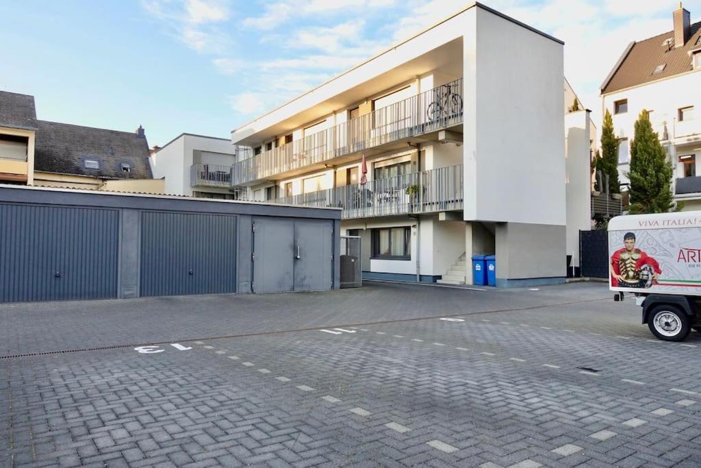 Stylisches Studio Mit Privatem Stellplatz Wenige Minuten Von Der Innenstadt & Mosel Κόμπλεντς Εξωτερικό φωτογραφία