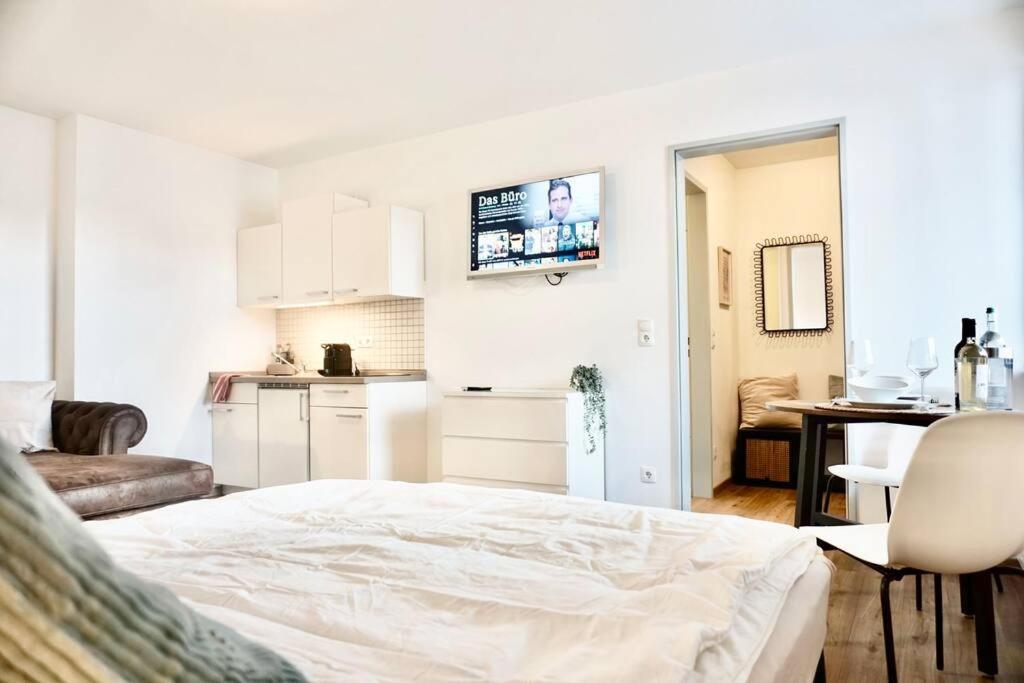 Stylisches Studio Mit Privatem Stellplatz Wenige Minuten Von Der Innenstadt & Mosel Κόμπλεντς Εξωτερικό φωτογραφία